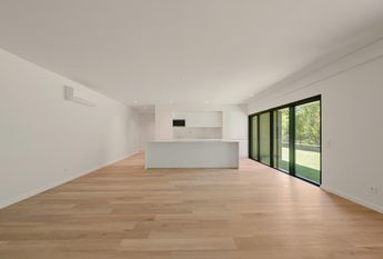 2 Bedroom Apartment with garden, Miraflores, Oeiras