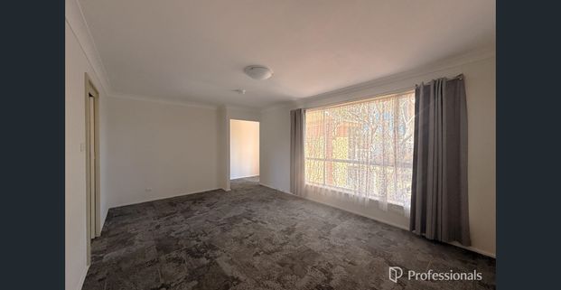 FRESHLY PAINTED FAMILY HOME! - Photo 1