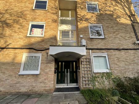 1 bedroom flat to rent - Photo 4