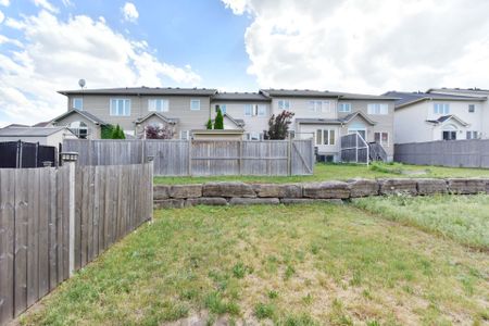 For Lease - 226 HUNTERBROOK Street, Kanata, Ontario - Photo 3