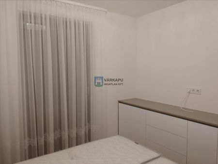 Kiadó luxus lakás - Székesfehérvár - Photo 5