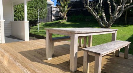 Homely Hillsborough - Photo 4