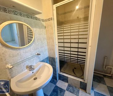 Location Appartement 2 pièces 43m² CHOLET 49300 - Photo 3