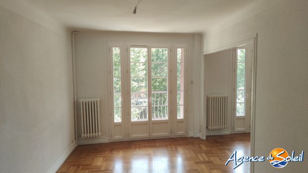 Location Appartement 5 pièces 110m² NARBONNE 11100 - Photo 1