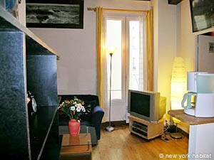 Logement à Paris, Location meublée - Photo 5