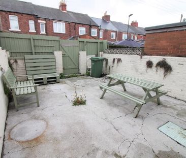 Bernard Street Houghton-le-Spring Tyne & Wear - Photo 5