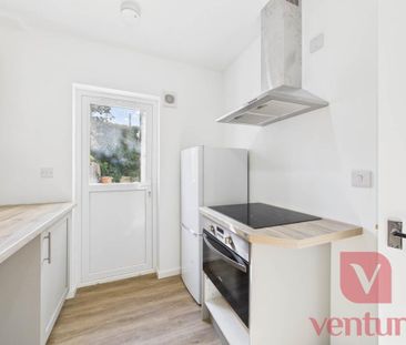 House share to rent - Photo 2