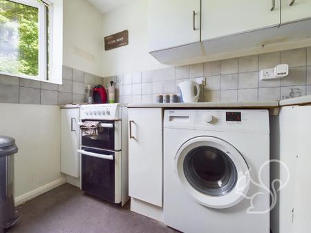 1 bedroom flat to rent - Photo 5