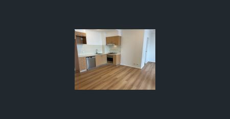 Light-filled, inviting, and easy to maintain for seamless living - Photo 4