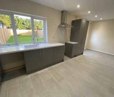 Bramble Close, Chesterfield, S44 - Photo 1