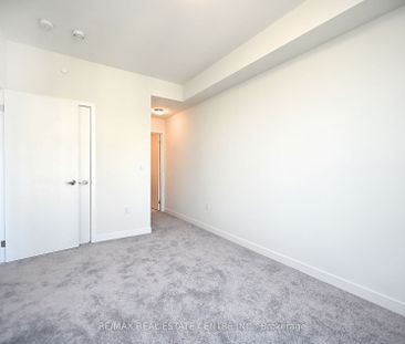 Condo Townhouse For Lease | W8100460 - Photo 2