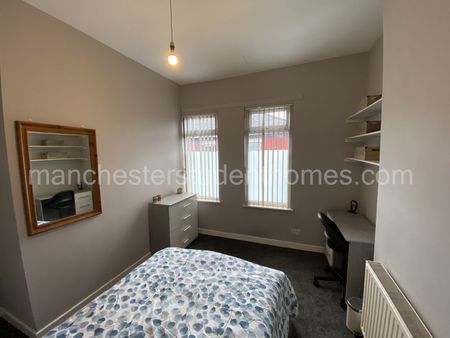 West Grove, Manchester, M13 0AY - Photo 2