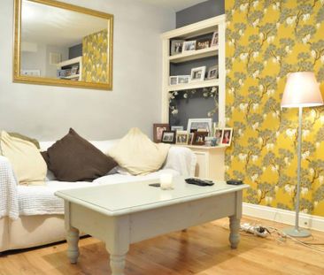 2 Bed Flat, Bromfelde Road, SW4 - Photo 1