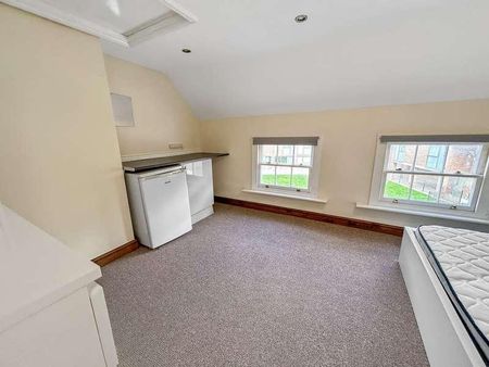 All Saints, King's Lynn, PE30 - Photo 5