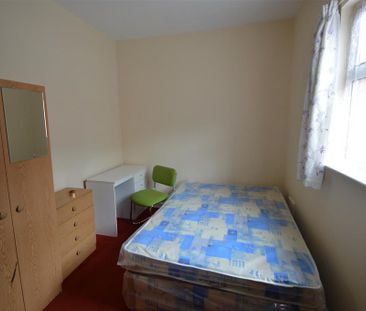 4 bedroom house to rent - Photo 4