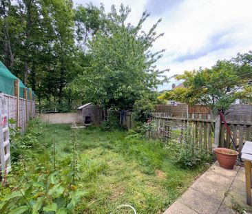 4 bedroom terraced house to rent - Photo 1
