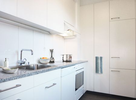 Spazioso e luminoso 1.5 locali immerso nel verde - Foto 5