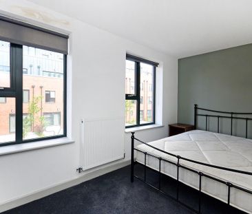 1 bedroom flat to rent - Photo 2