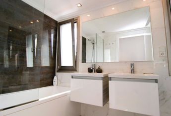 Apartment for rent on the beachfront of Arenal in Javea.