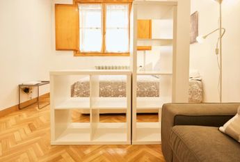 Calle de la Madera, Madrid, Community of Madrid 28004