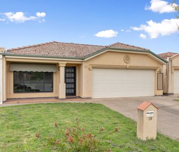 Beautiful Home in Central Wagga! - Photo 5