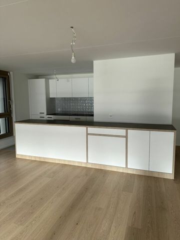 Fully renovated 5.5-room apartment - Photo 2