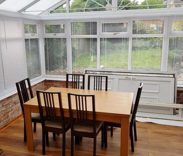 3 bedroom semi-detached house to rent - Photo 1