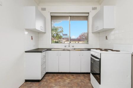 2/8 Fennell Street, North Parramatta. - Photo 3