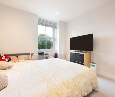 Holden Road, Finchley, London, N12 7DN - Photo 3
