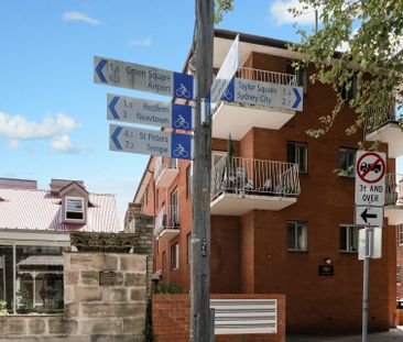 Boutique Living in Ultra Convenient Locale - Photo 4