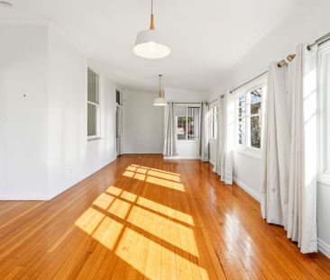 Spacious 4-Bed Family Home for Lease - Photo 6