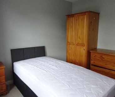 9 St Johns Square, Belfast, BT7 3HS - Photo 6