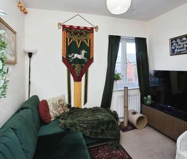 Heron Drive, Penallta, Hengoed, CF82 - Photo 4