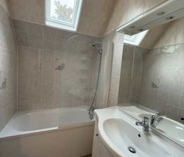 Maison à louer avec jolie terrasse à Fontaine-la-Mallet - Photo 3