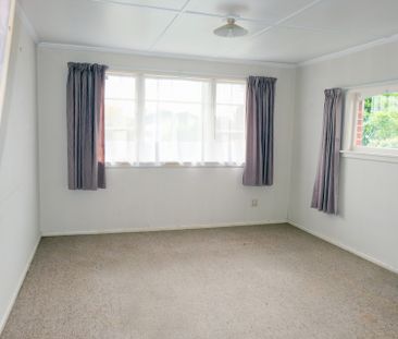 NORTH END HOME - Photo 2