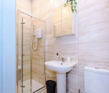 3 bedroom terraced house to rent - Photo 5