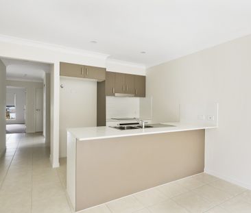 Modern Glenvale Unit - Photo 4