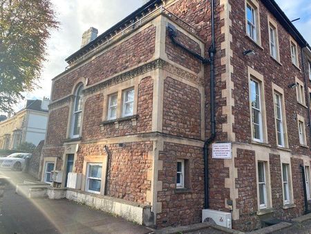 Student Properties to Let - Photo 3