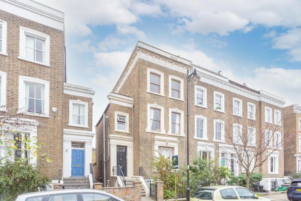 1 bedroom Flat To Let - Photo 1