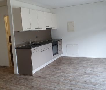 Appartement adapté dans résidence pour personnes âgées. - Photo 1