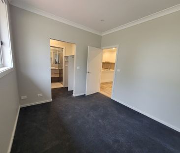 Modern Home - Photo 1