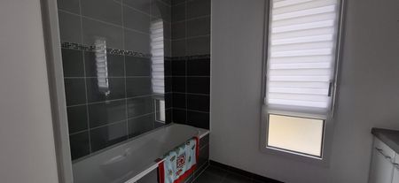 Appartement T3 à louer - 66 m² - Photo 2