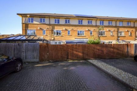 Eugene Way, Eastbourne, BN23 5BH - Photo 4