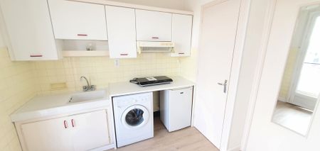 Location Appartement 1 pièce 30m² - Photo 3