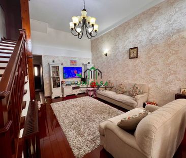 Casa Vladesti/4 camere / De inchiriat - Fotografie 1