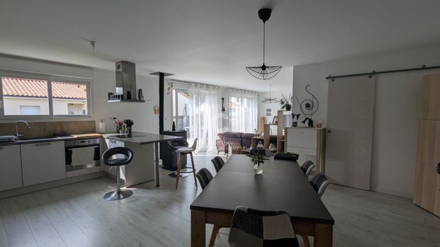 Location Maison 5 pièces 108m² - Photo 1