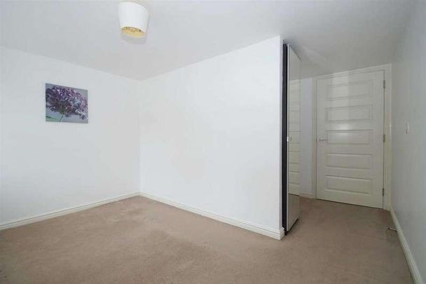 Teasel Row, Winker Green, Leeds, LS12 - Photo 1