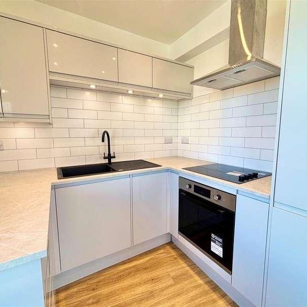 Tennyson Road, Freshwater, PO40 - Photo 1