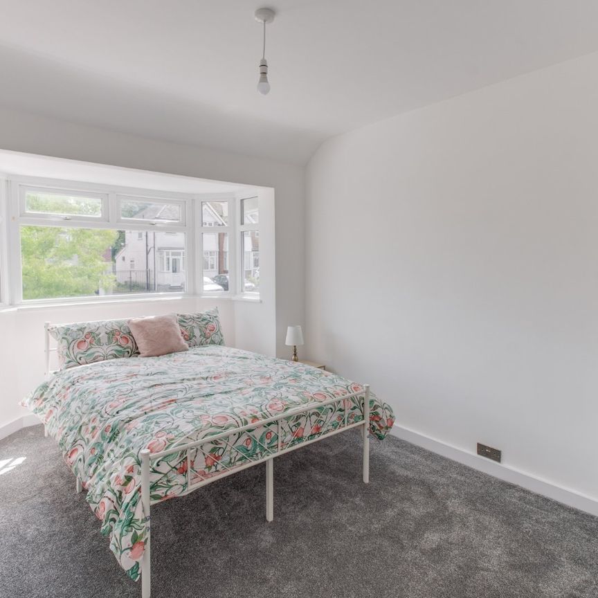 3 bed semi-detached house to rent in Farren Road, Birmingham, B31 - Photo 1