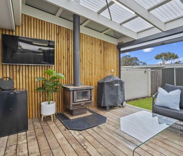 Modern 3-Bedroom Home in Great Mornington Locatio - Photo 6